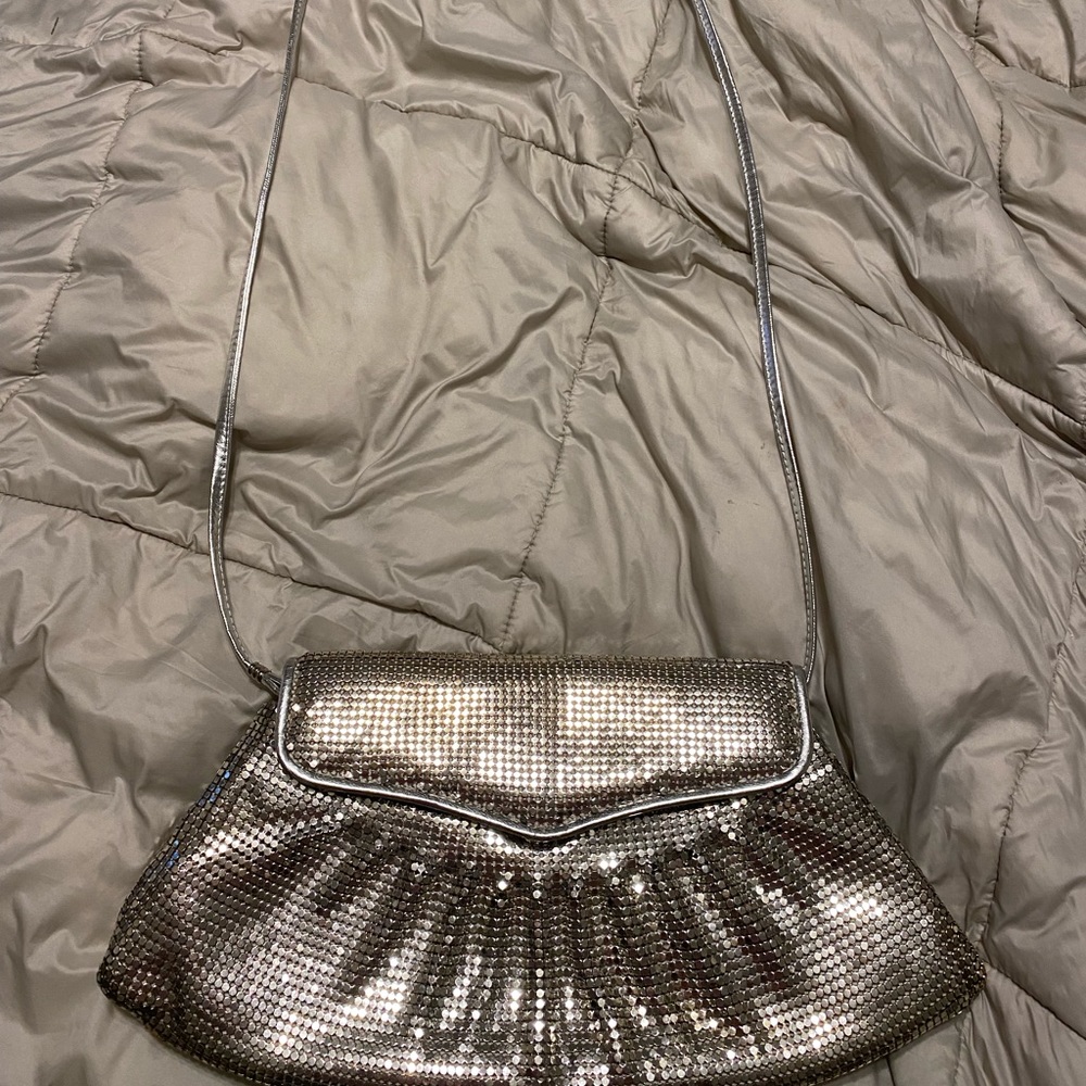 Vintage Silver mesh clutch WHITING & DAVIS evening bag / purse. Perfect!